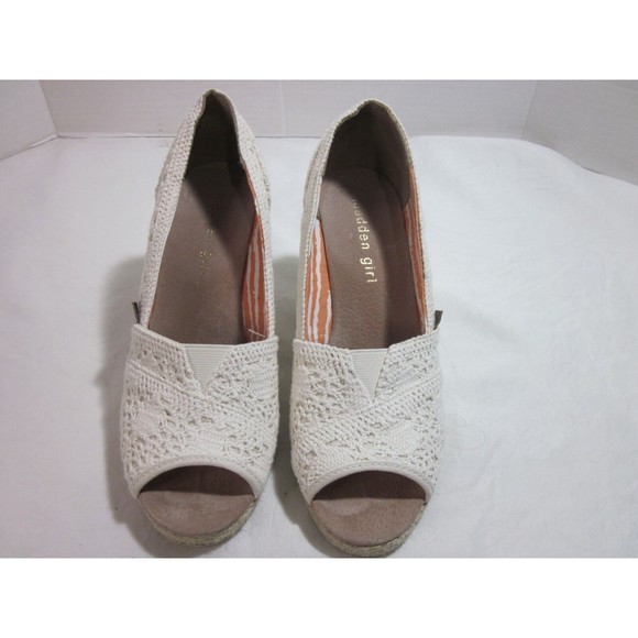 Madden Girl  Wedges Heel  Shoes Open Toe Size 7 Ivory Cloth Platform Wedges - Picture 2 of 8